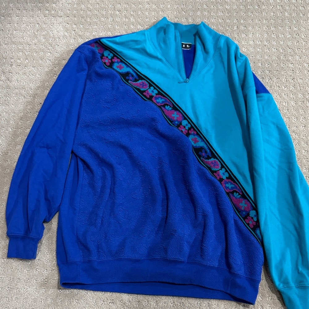 Women's V-Neck Sweater in Blue and Teal with Floral Detail